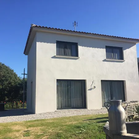 Casa Serena Nyaraló *